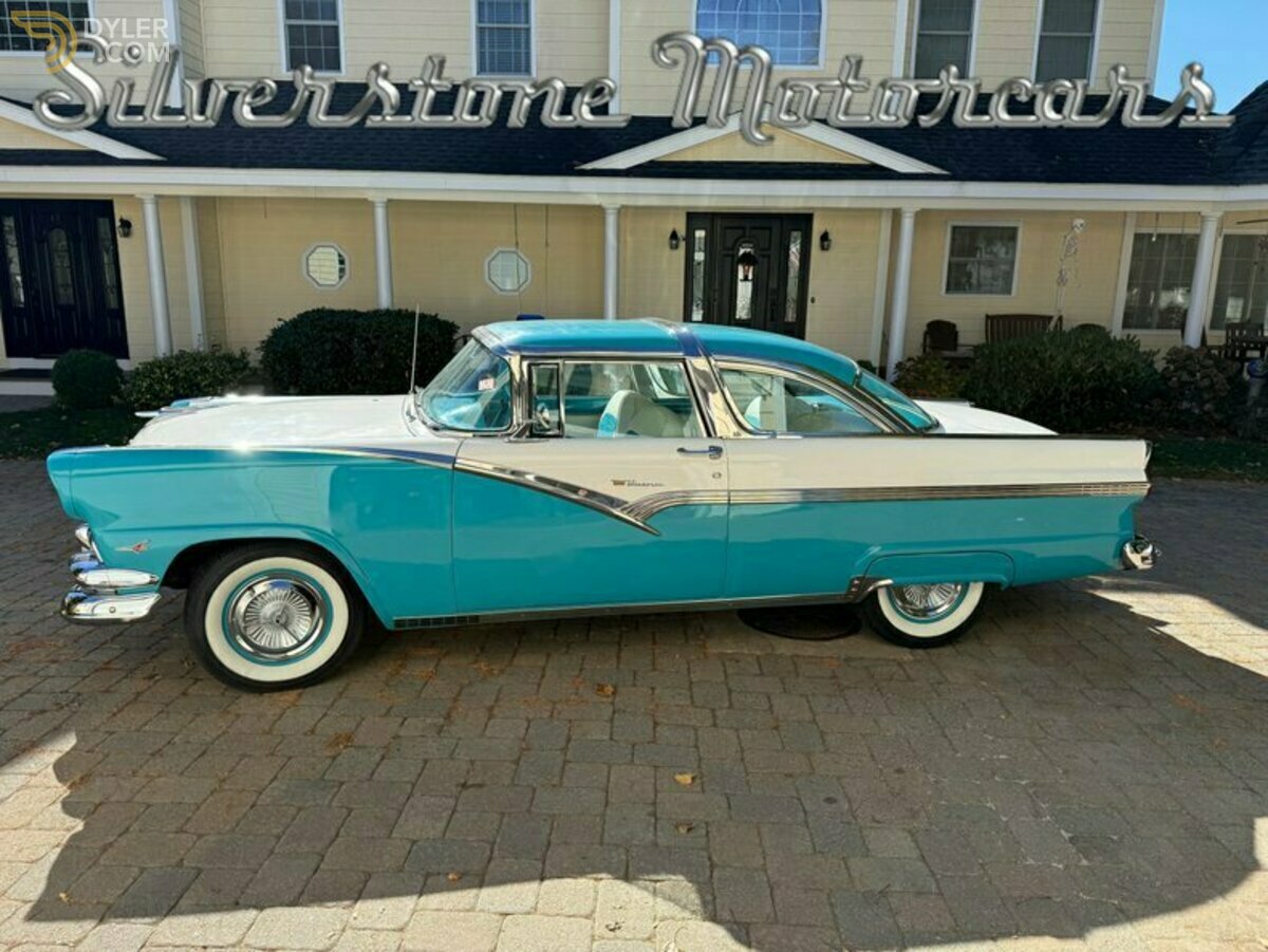 1956 Ford Fairlane Victoria Tudor Sedan, foto 8