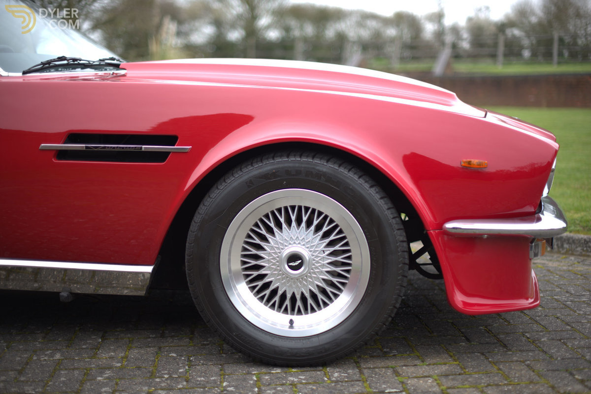 1985 Aston Martin V8 Vantage Sports Saloon, foto 7