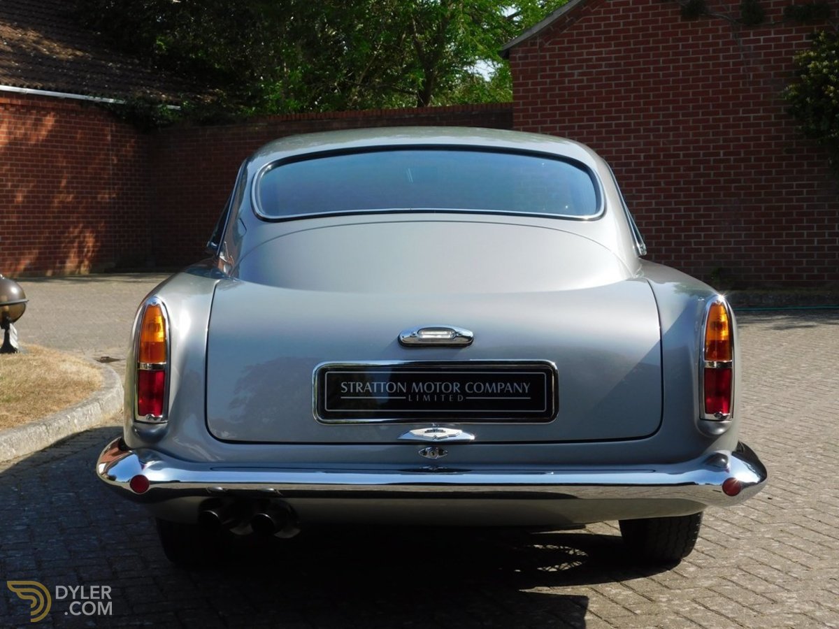 1961 Aston Martin DB4 Series II Sports Saloon, foto 4