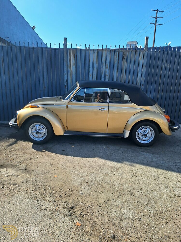 1974 Volkswagen Buggy Super Beetle Convertible, foto 1