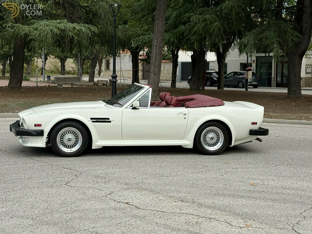 1988 Aston Martin V8 Vantage Volante, foto 2