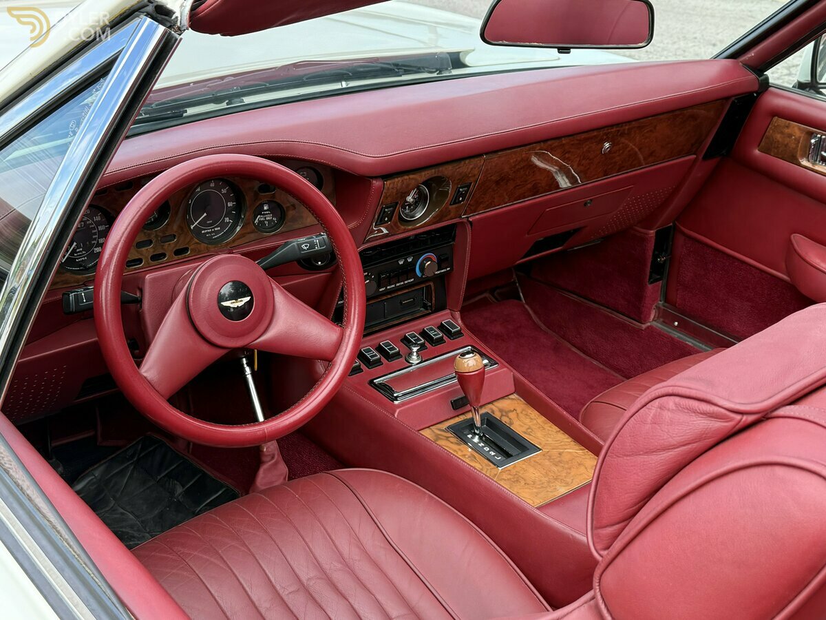 1988 Aston Martin V8 Vantage Volante, foto 3