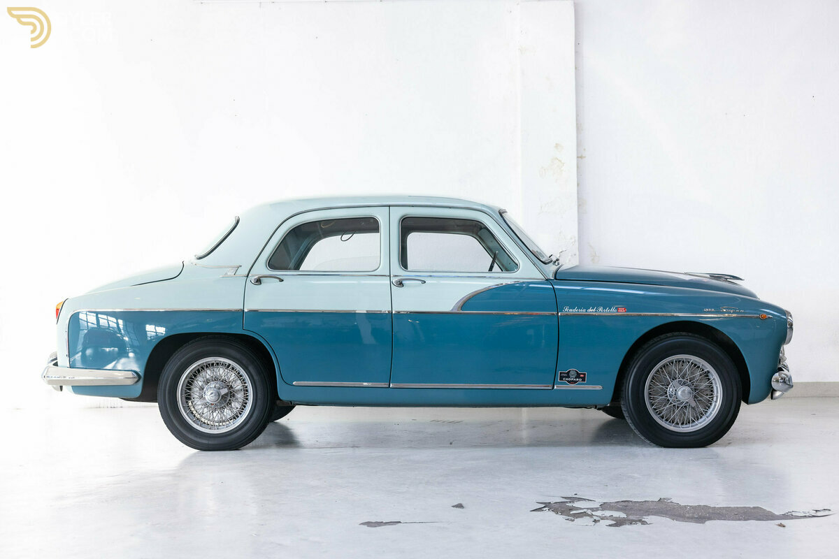 1956 Alfa Romeo 1900 Super Bicolore, foto 3