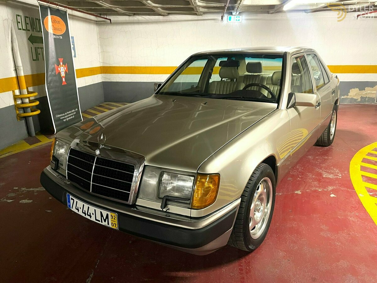 1992 Mercedes-Benz 300D 2.5 Turbo, foto 1