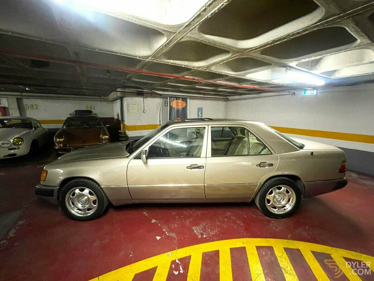 1992 Mercedes-Benz 300D 2.5 Turbo, foto 3
