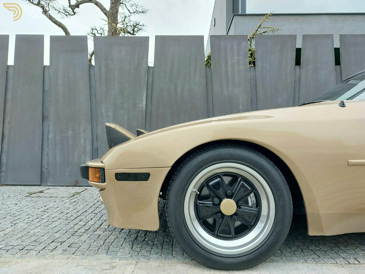 1983 Porsche 944 2.5 Targa, foto 3