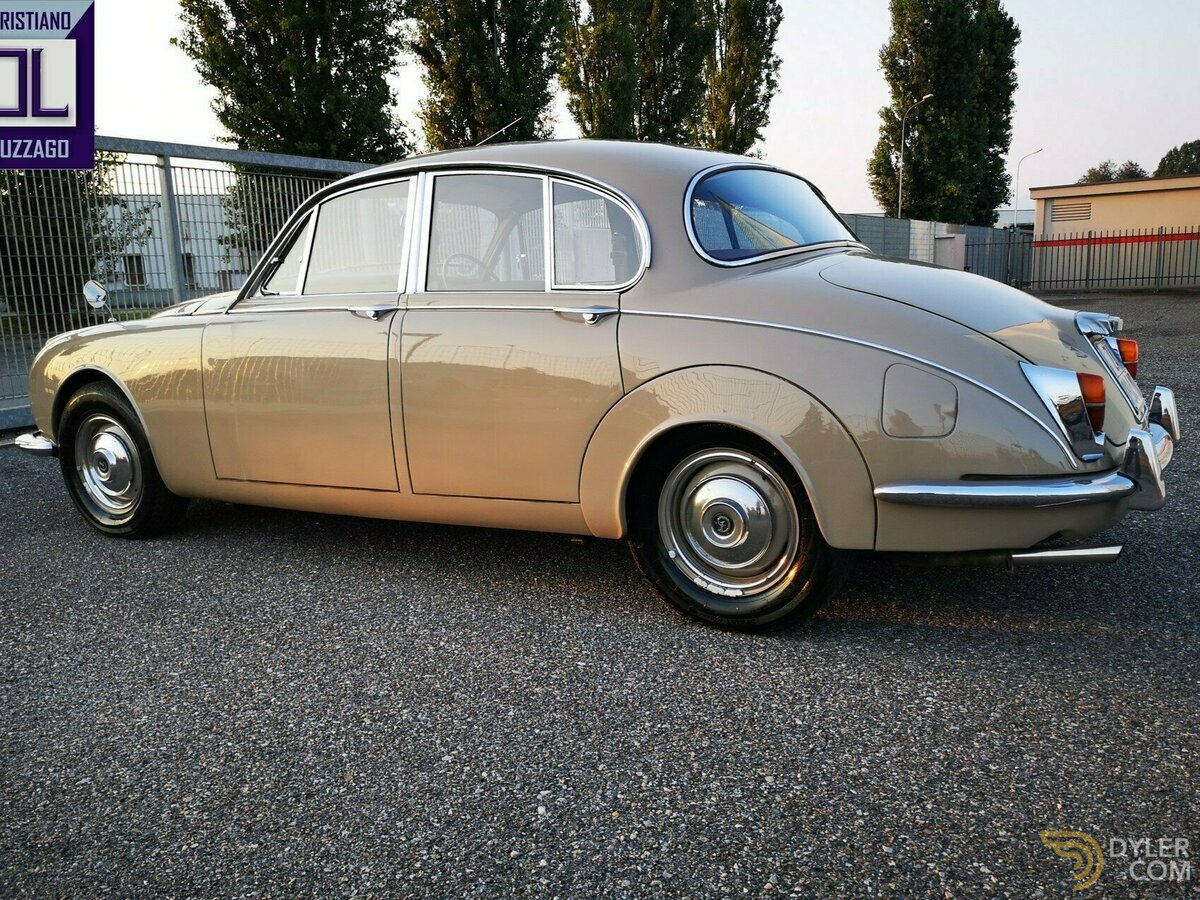 1969 Daimler 2.5 V8 SALOON RHD, foto 8