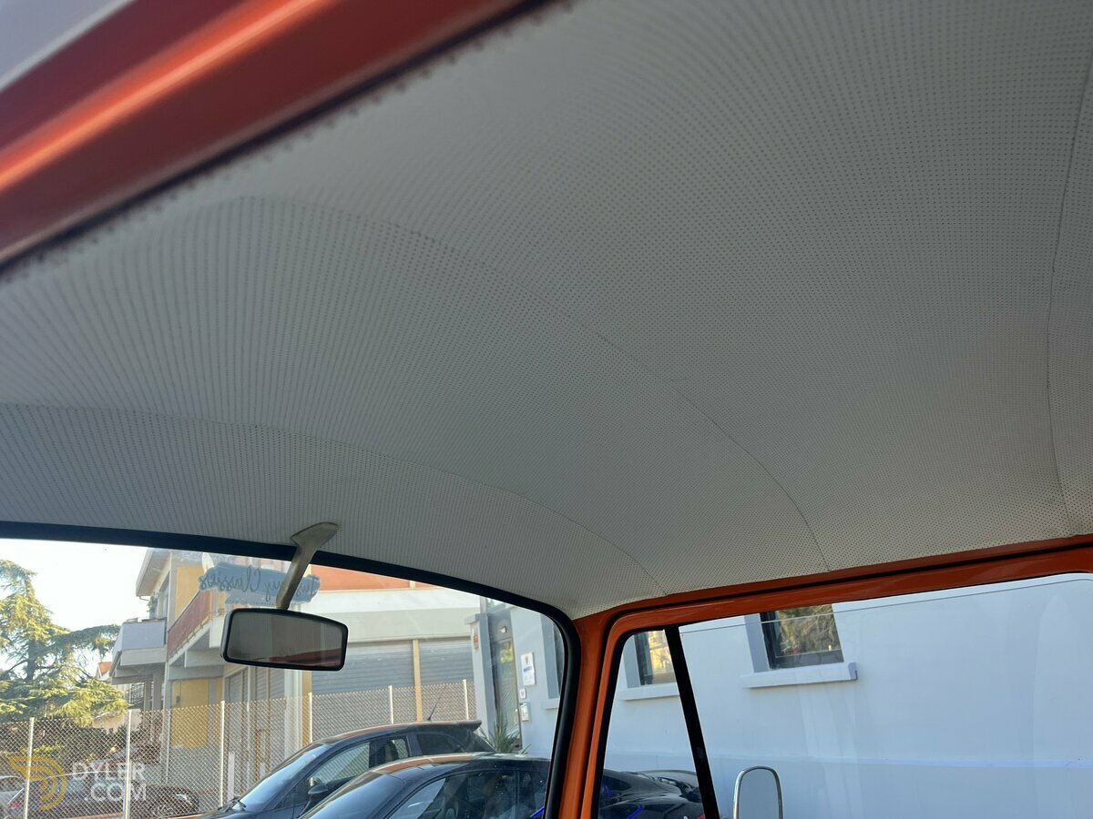 1974 Volkswagen T2 8 posti walkthrough, foto 12