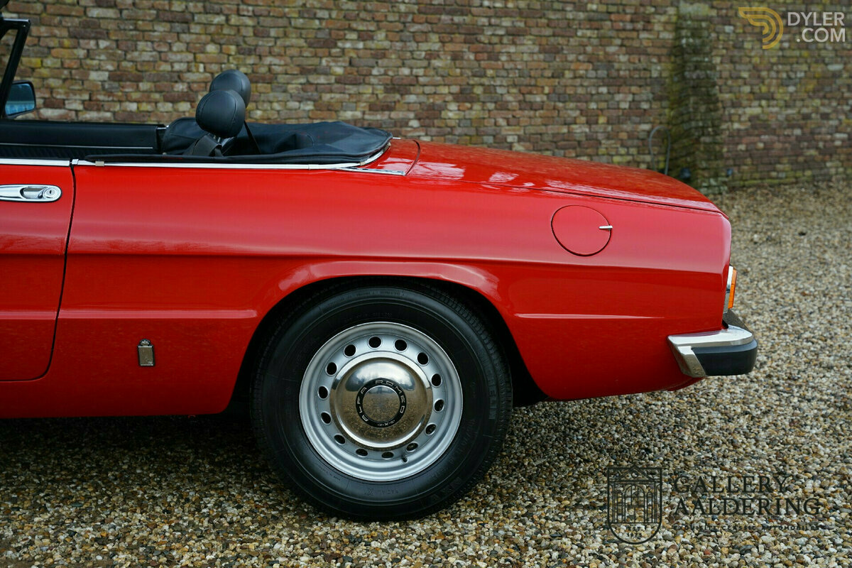 1982 Alfa Romeo 2000 Spider Veloce, foto 3