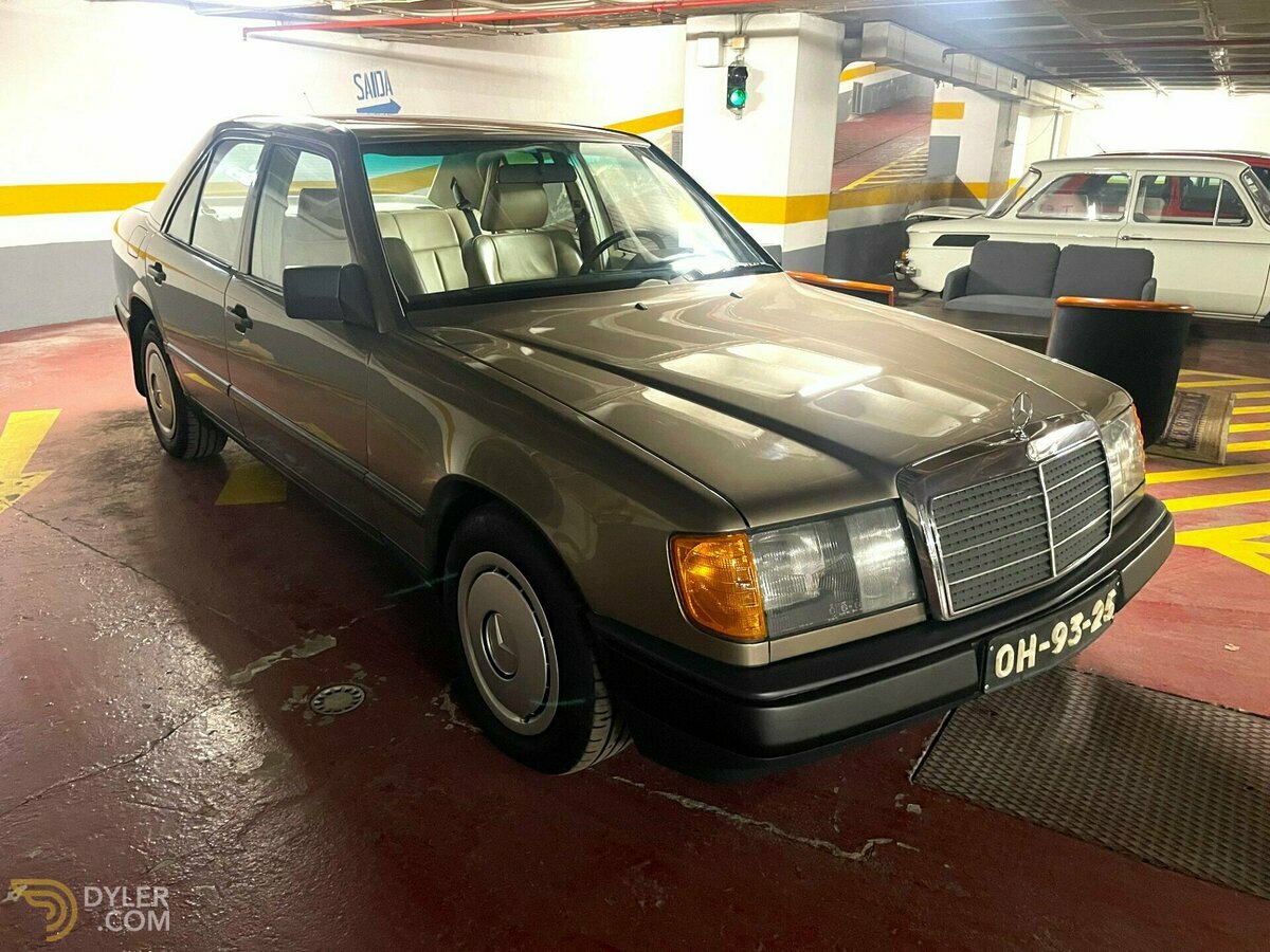 1987 Mercedes-Benz 230E W124, foto 4