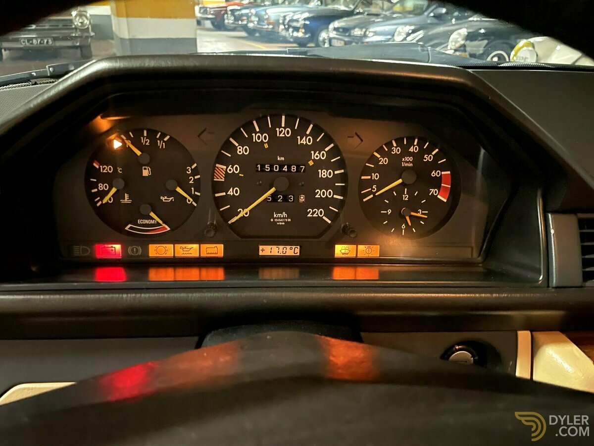 1987 Mercedes-Benz 230E W124, foto 8