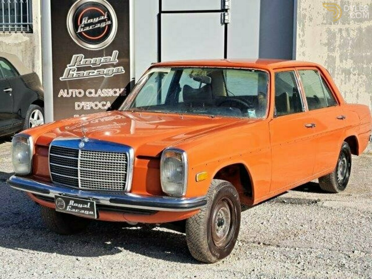 Classic 1975 Mercedes-Benz 200D W115 \8 RESTAURO DA ULTIMARE For