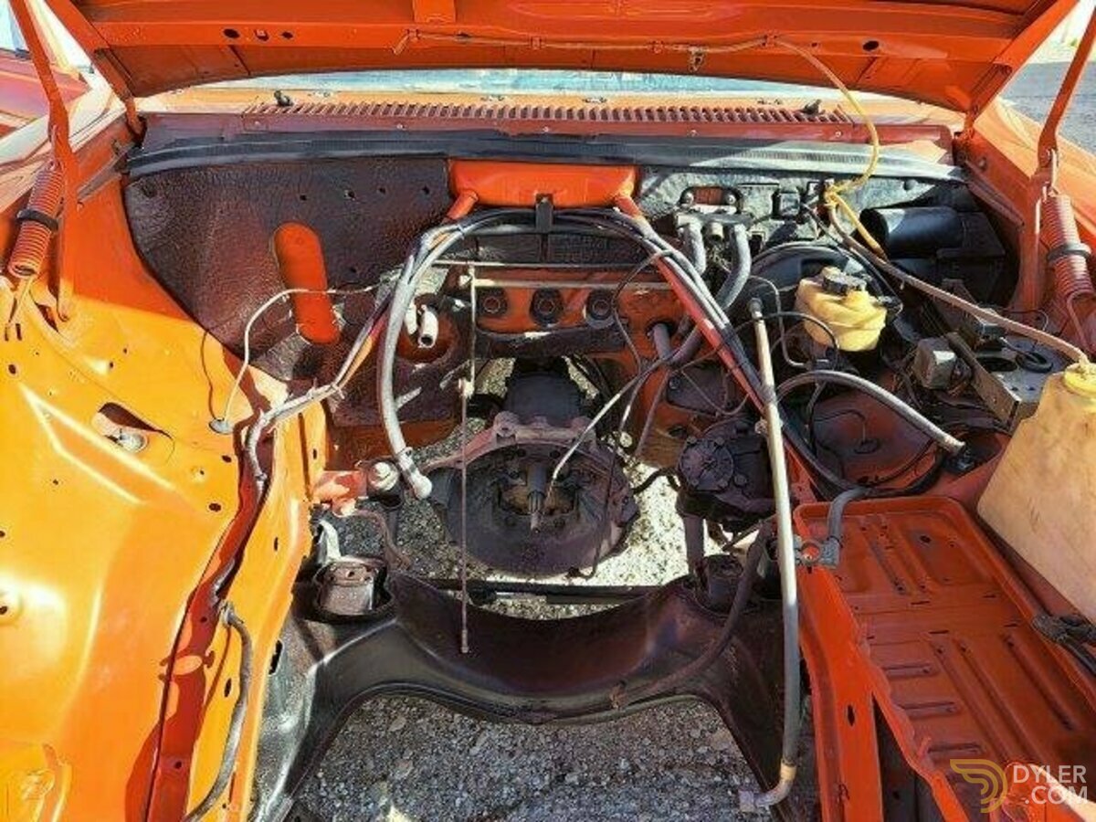 1975 Mercedes-Benz 200D W115 \8 RESTAURO DA ULTIMARE, foto 9