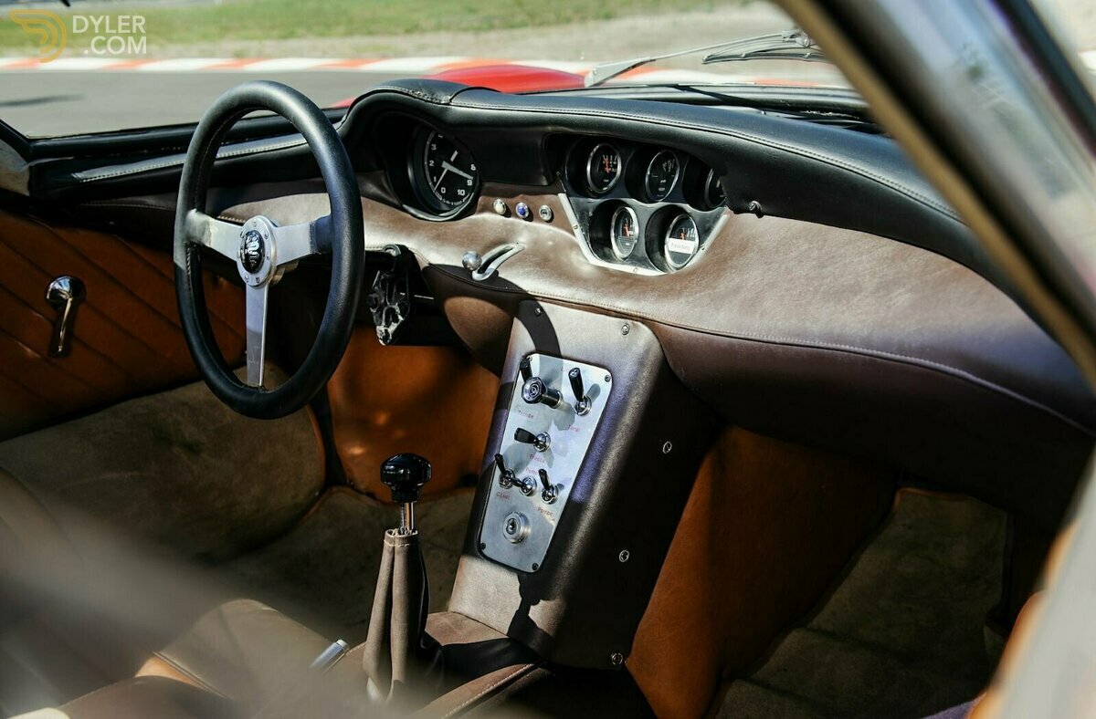 1968 Alfa Romeo 33 Stradale Reborn by Retro Coachbuilders, foto 5