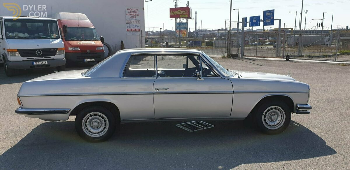 1970 Mercedes-Benz 250 W114 Coupe, foto 3