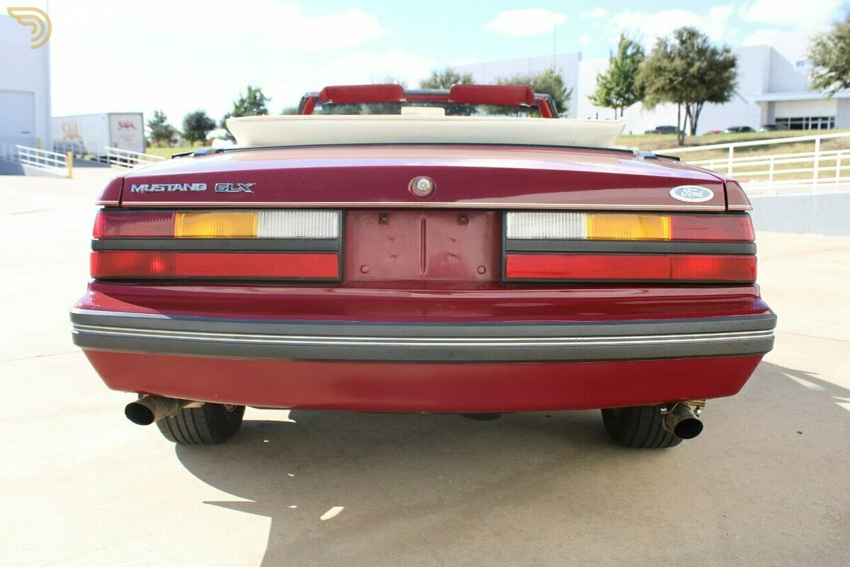 1983 Ford Mustang GLX, foto 6