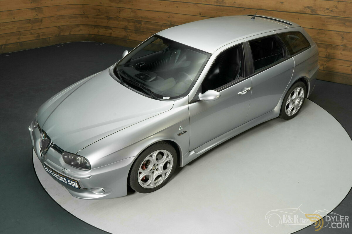 large_35a9d650-2cc0-4366-9ac4-