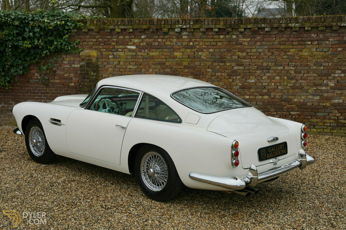 1961 Aston Martin DB4, foto 2