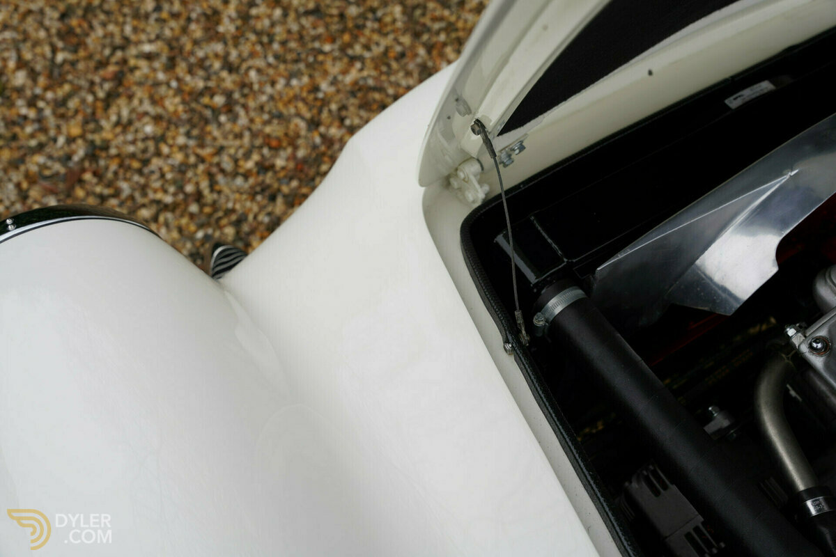 1961 Aston Martin DB4, foto 6