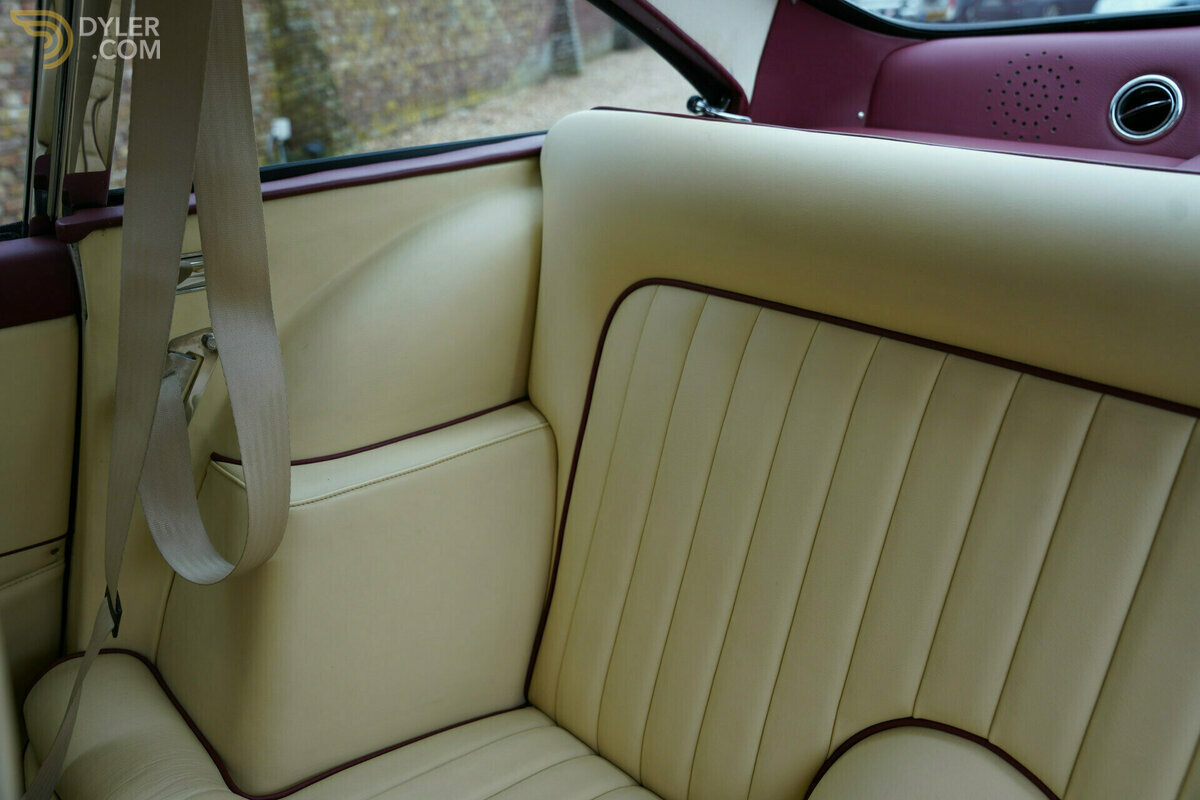 1961 Aston Martin DB4, foto 9