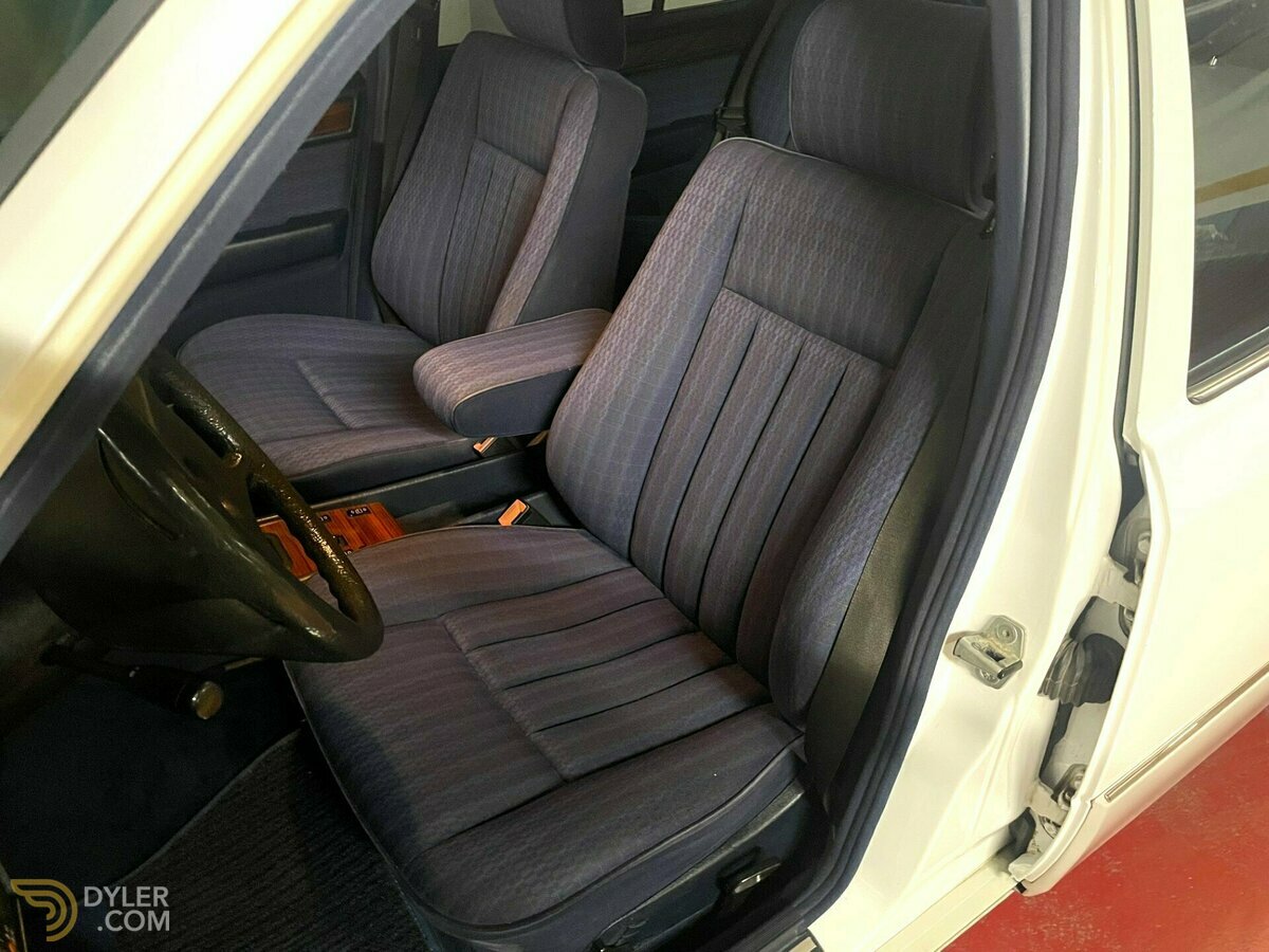 1990 Mercedes-Benz 230 TE W124, foto 10