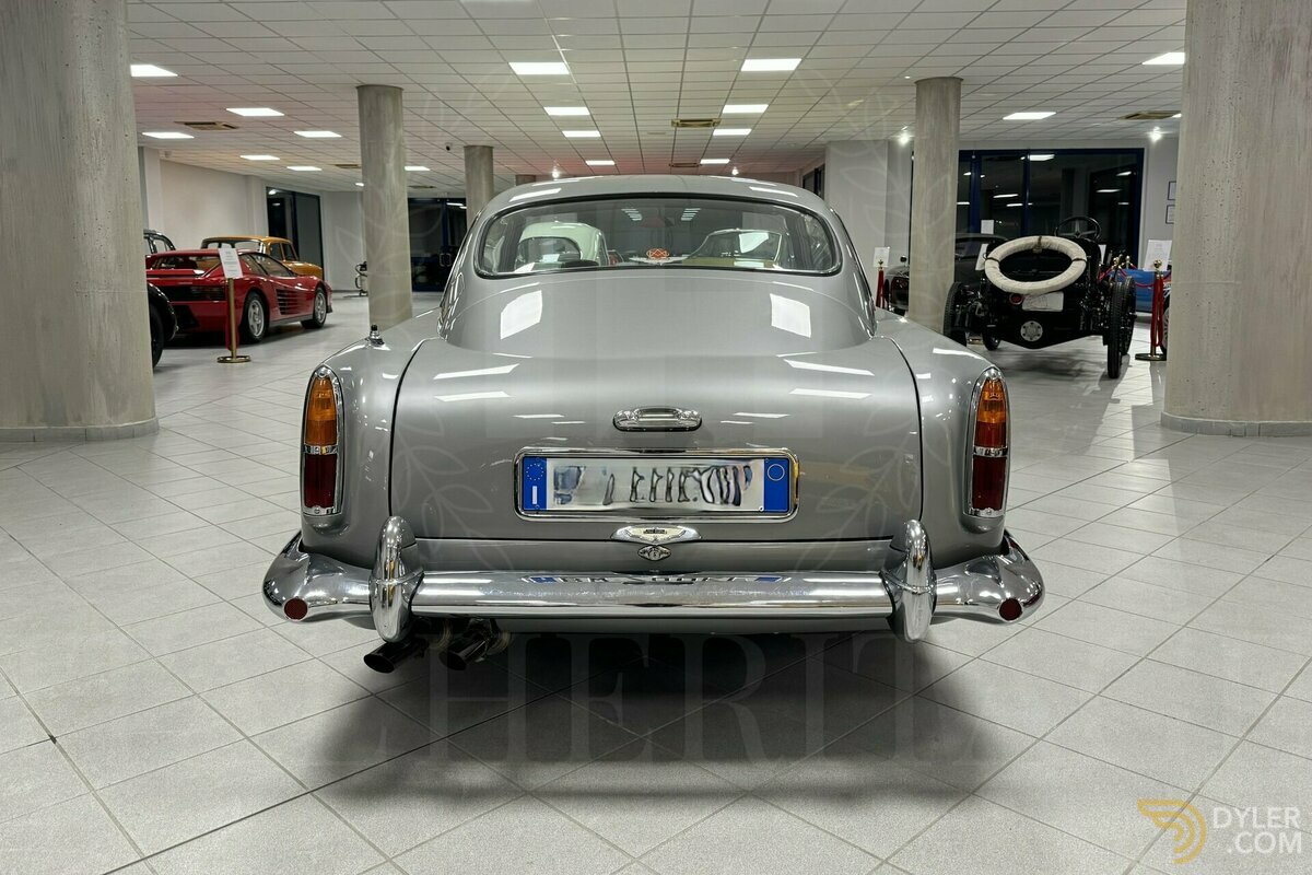 1960 Aston Martin DB4 SERIE II, foto 12