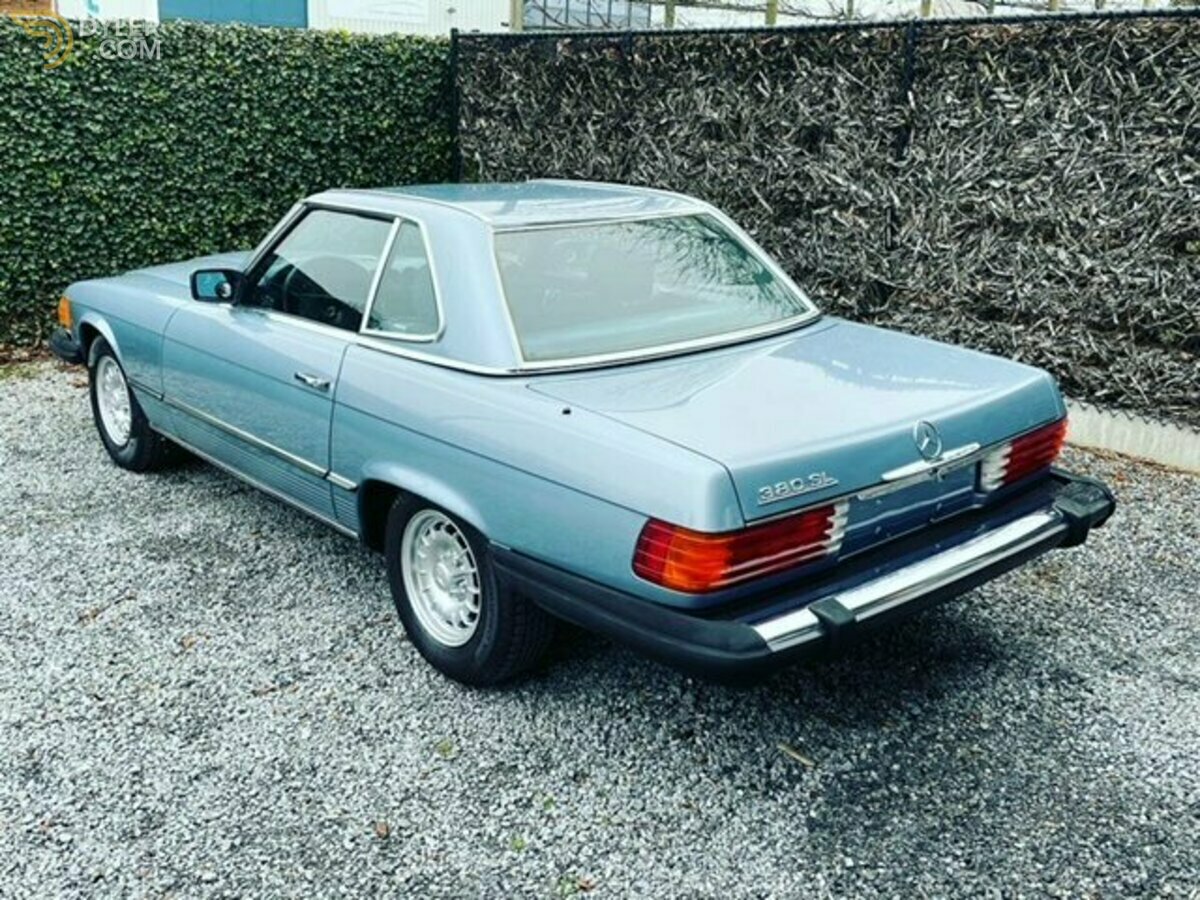 1985 Mercedes-Benz SL 380 Cabrio R107 + Hardtop in Diamond Blue Metallic, foto 6