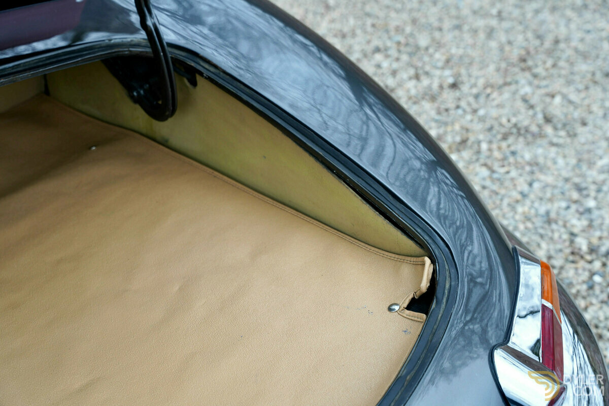 1961 Jaguar E-Type, foto 2
