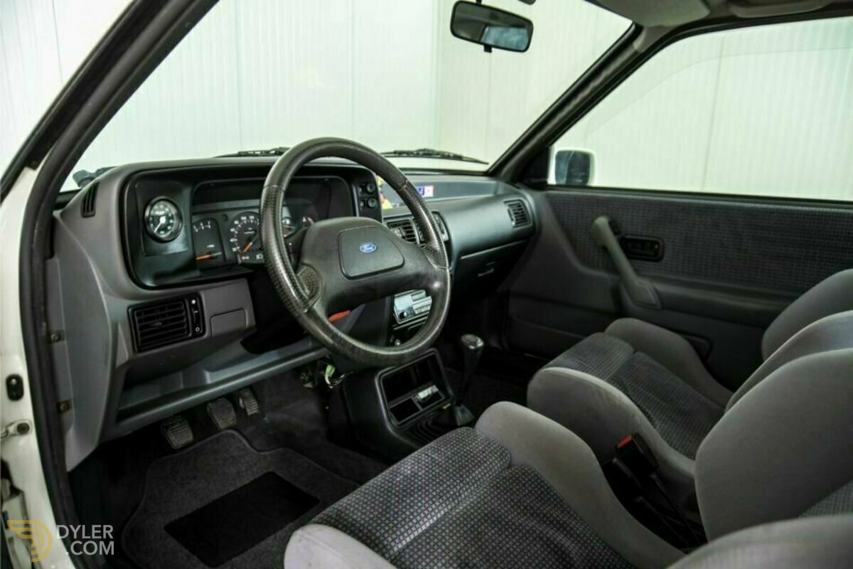 1990 Ford Escort RS Turbo, foto 11