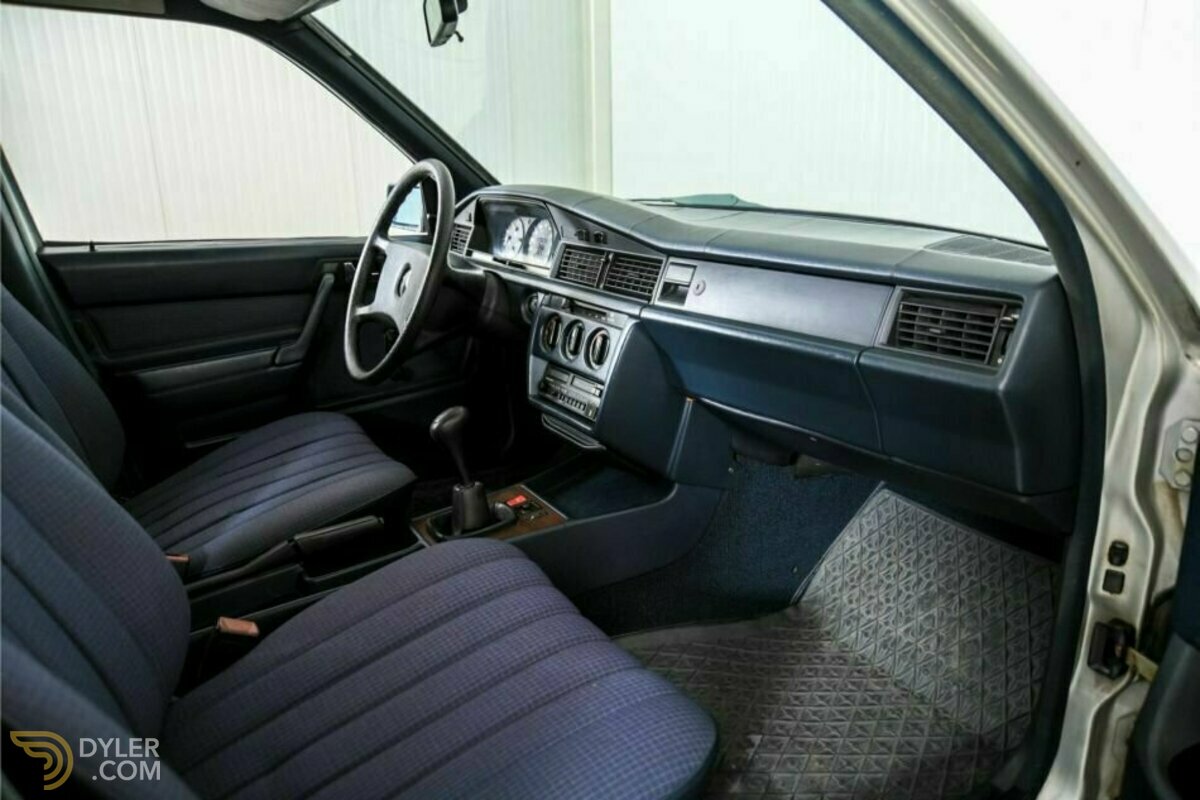 1986 Mercedes-Benz 190 2.0 E, foto 11