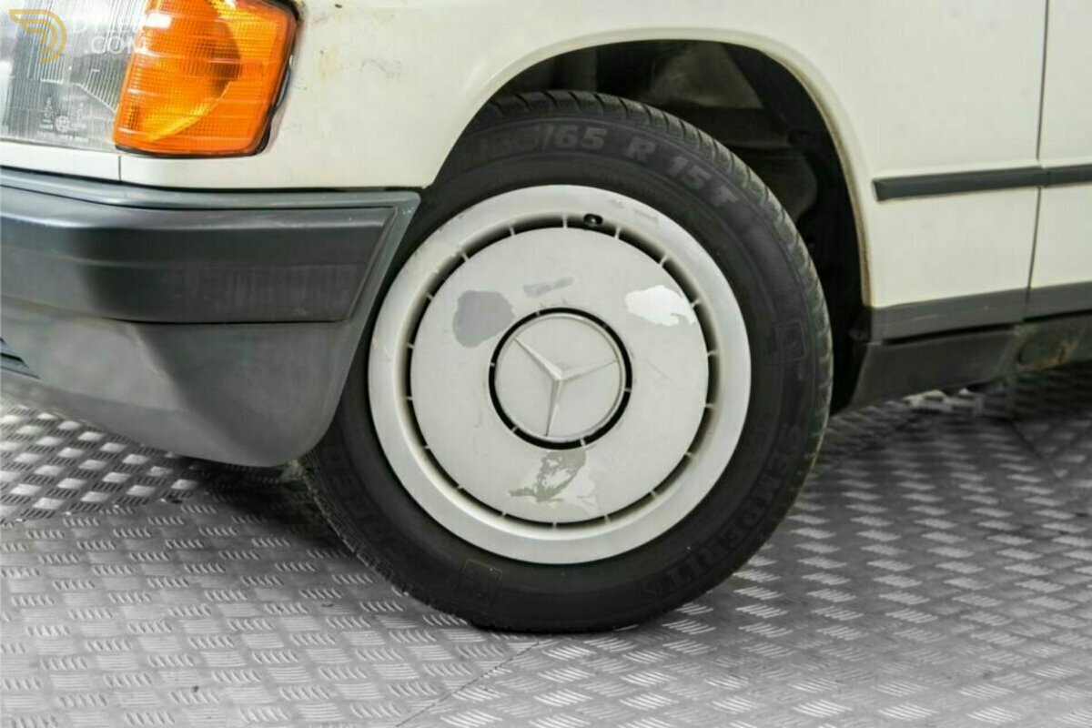 1985 Mercedes-Benz 190D Wegenbelastingvrij, foto 4