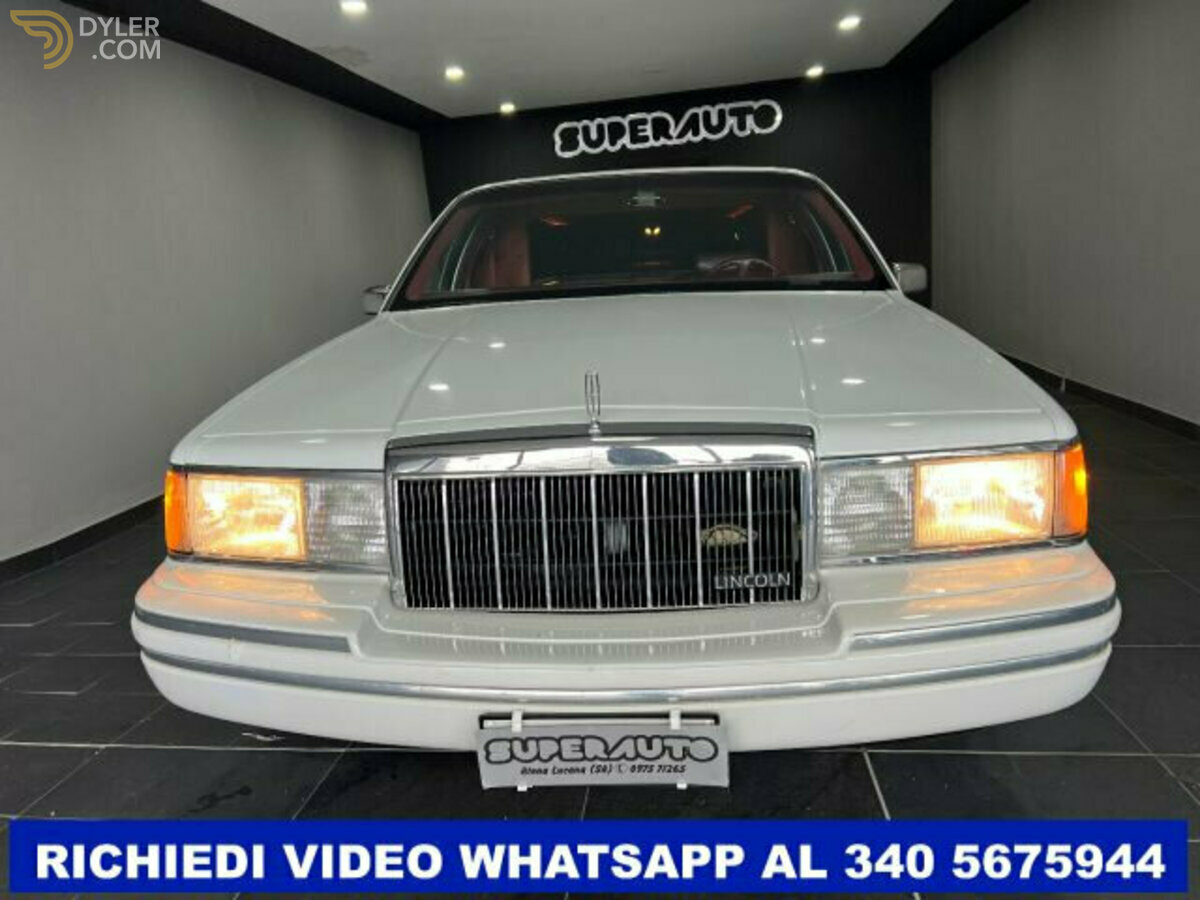1992 Lincoln Town Car EXECUTIVE 40R Limousine, foto 2