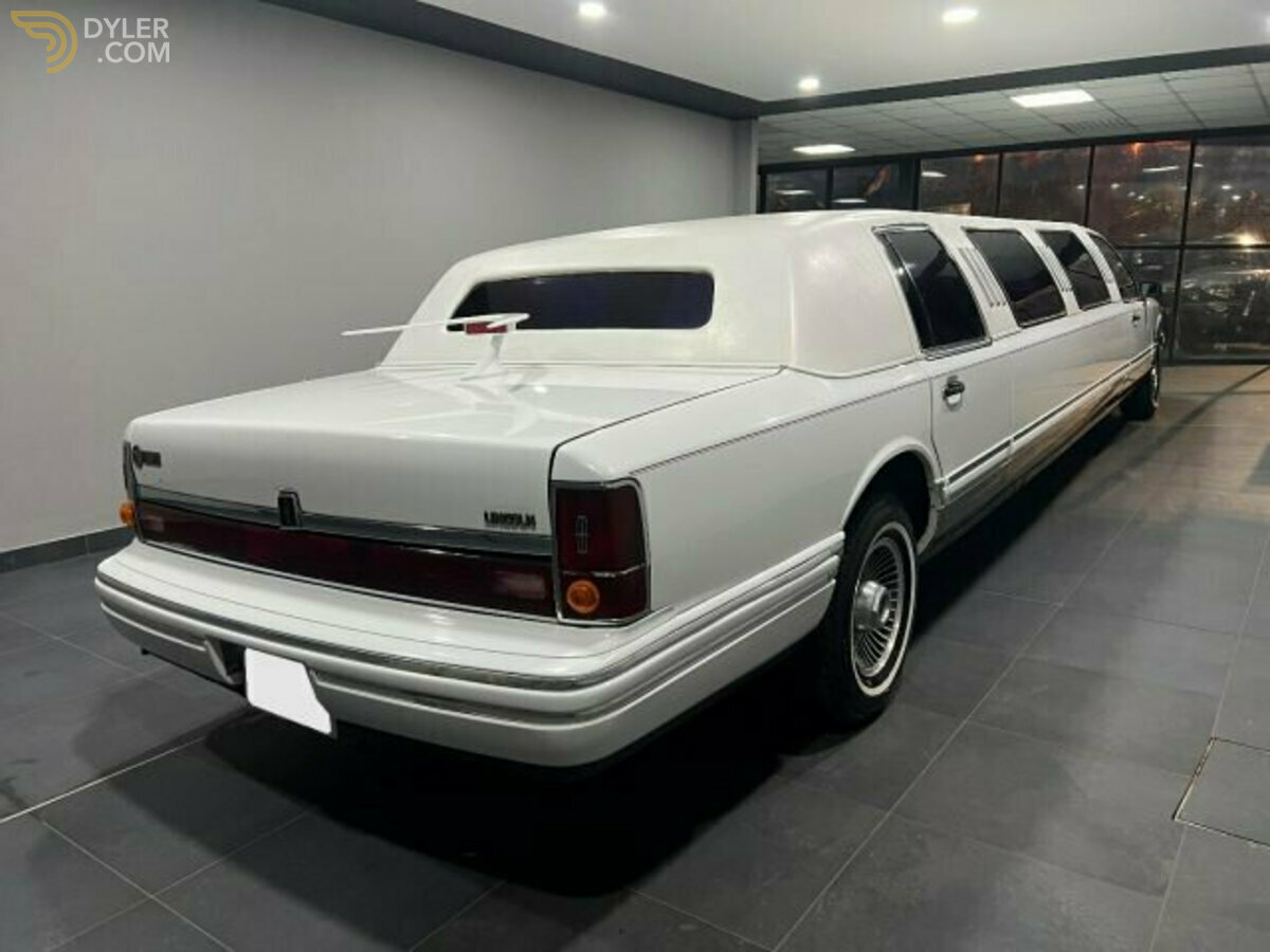 1992 Lincoln Town Car EXECUTIVE 40R Limousine, foto 4