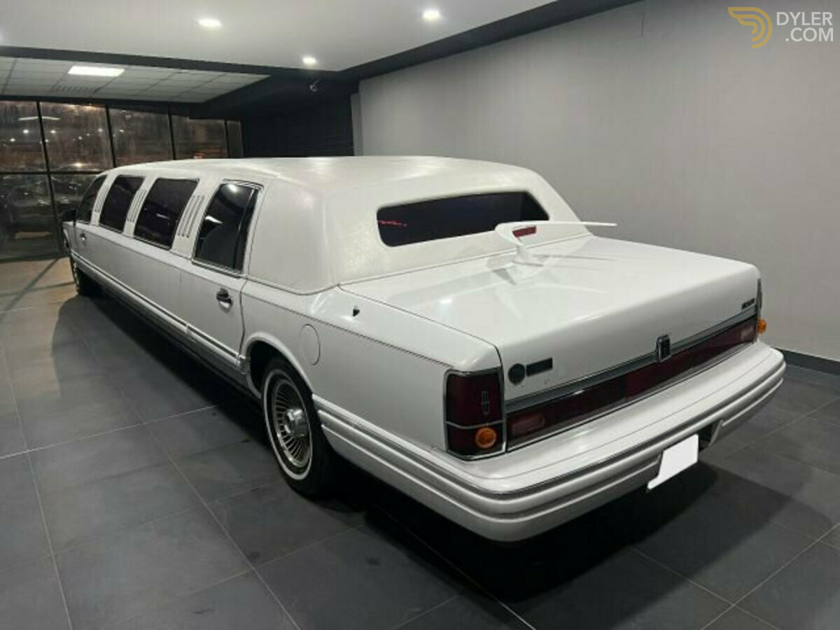 1992 Lincoln Town Car EXECUTIVE 40R Limousine, foto 6