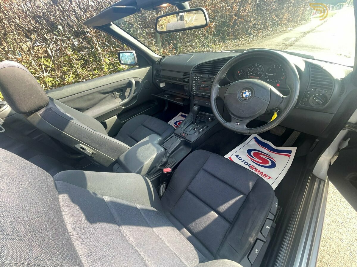 1999 BMW 328i CONVERTIBLE 2-Door, foto 10