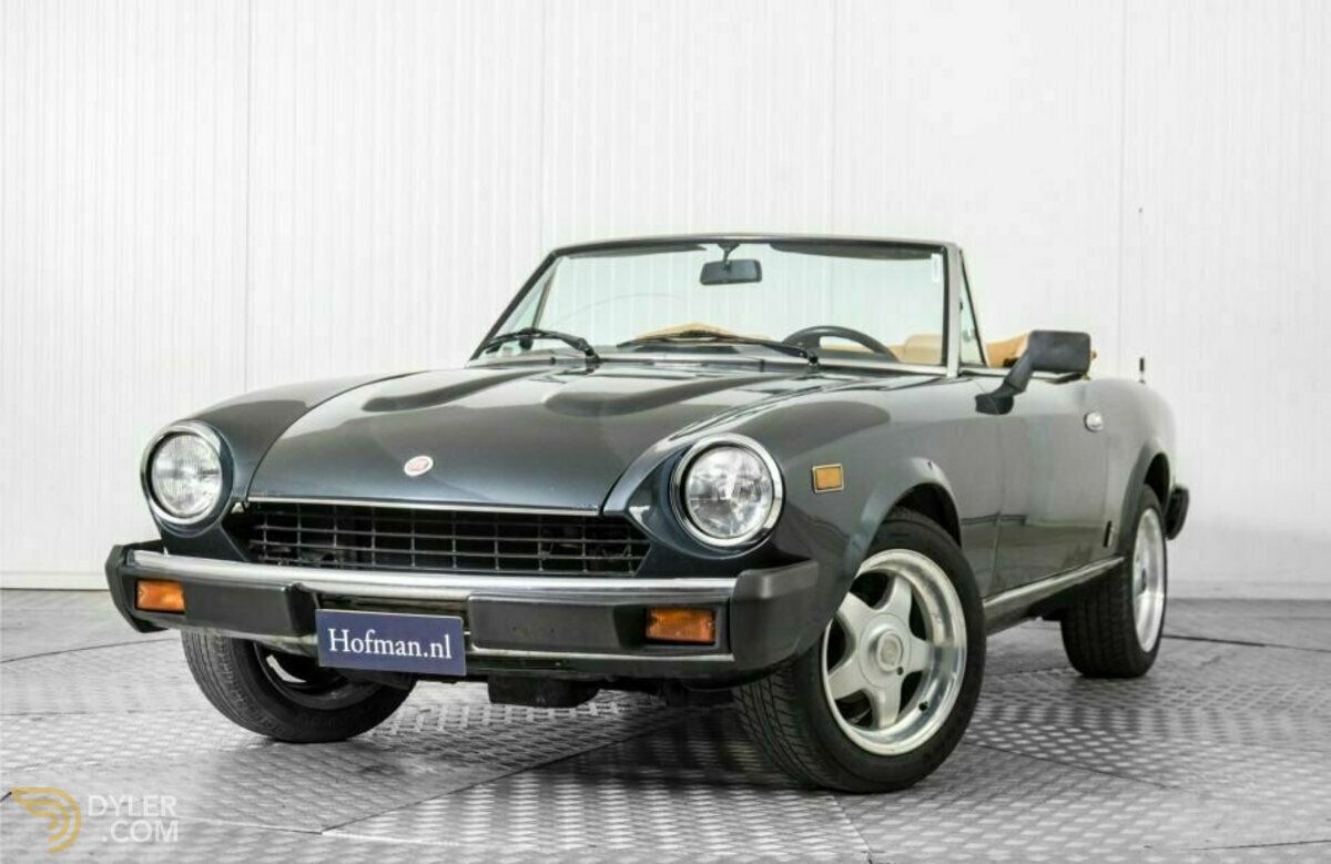 1981 Fiat 124 2000, foto 1