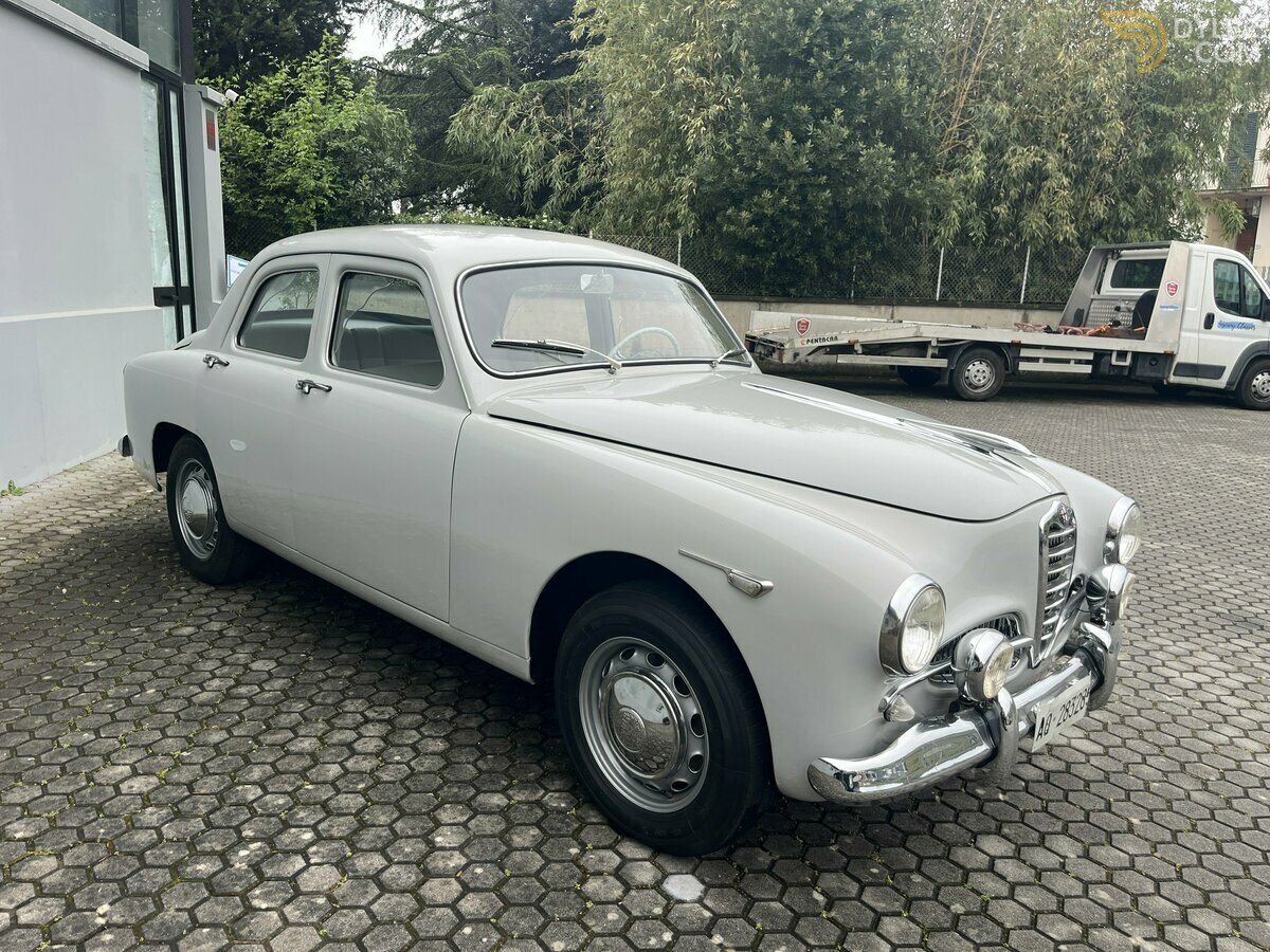 1955 Alfa Romeo 1900 Super, foto 2