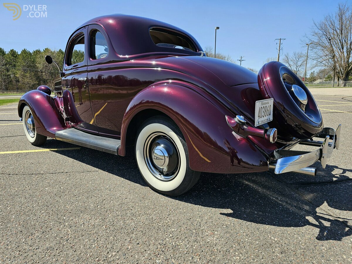 1936 Ford Model 68 5 Window Coupe, foto 3