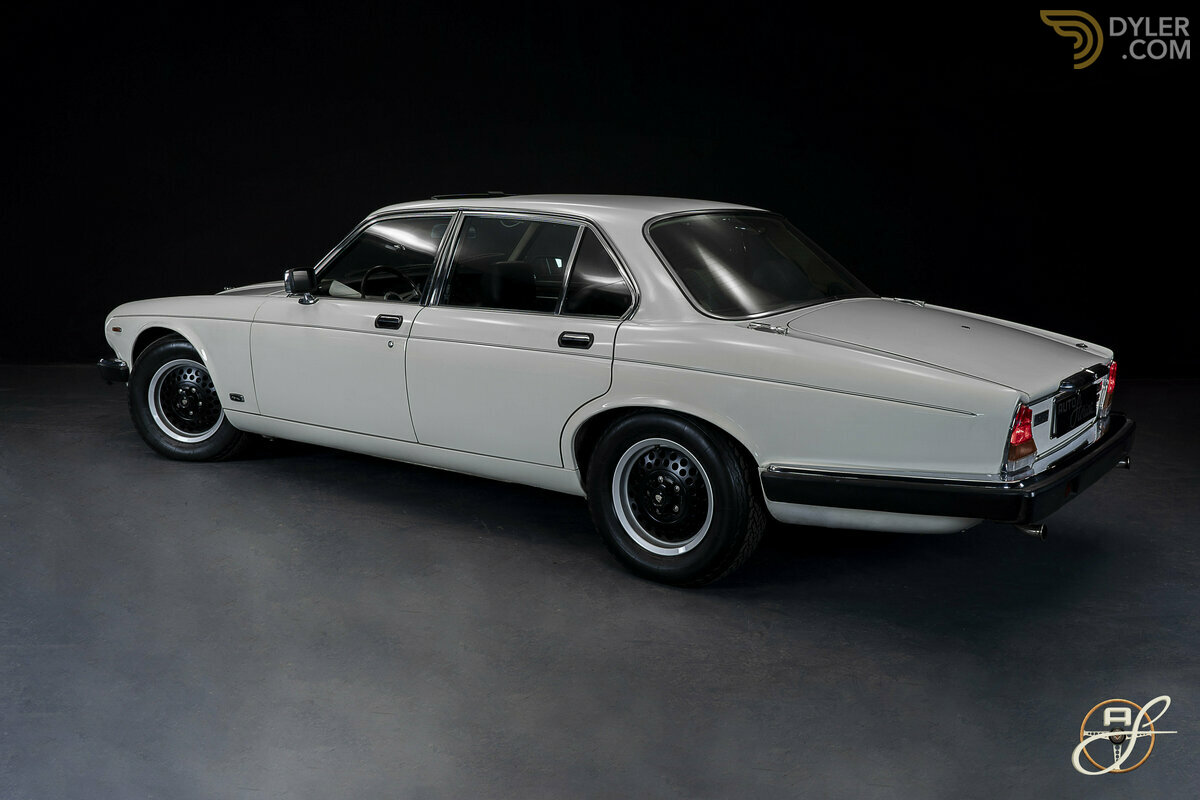 1986 Jaguar XJ12 Sovereign, foto 4