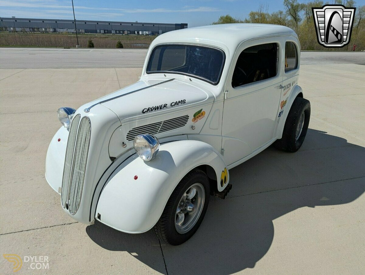 1948 Ford Anglia, foto 2
