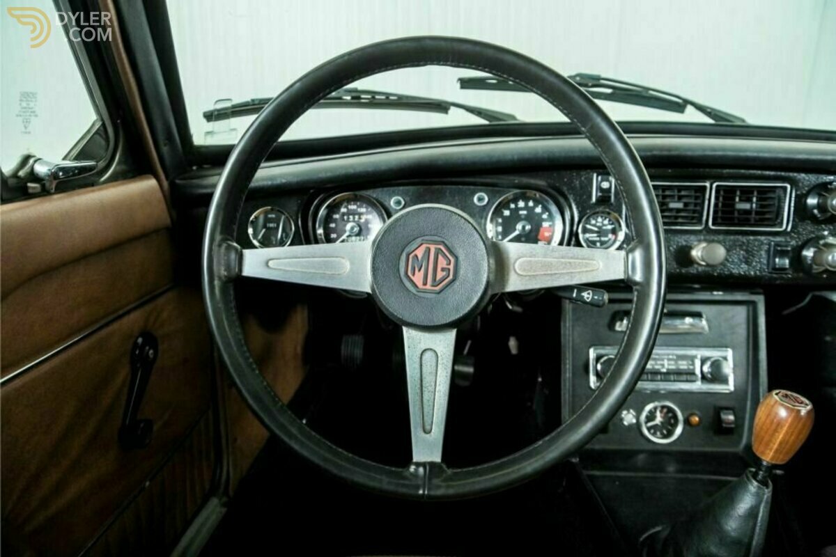 1975 MG MGB GT V8 LHD, foto 8