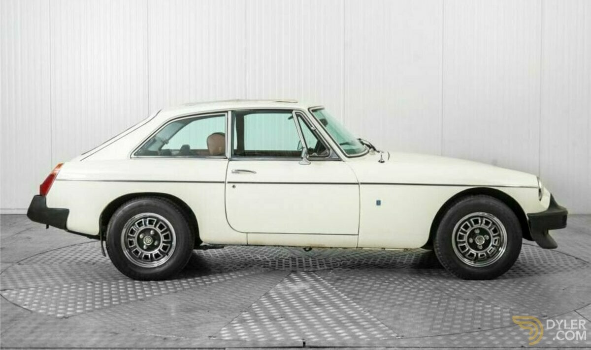 1975 MG MGB GT V8 LHD, foto 10