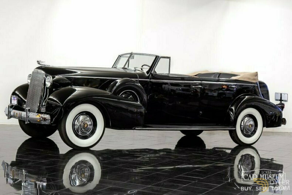 1937 Cadillac 85 Twelve Convertible, foto 2