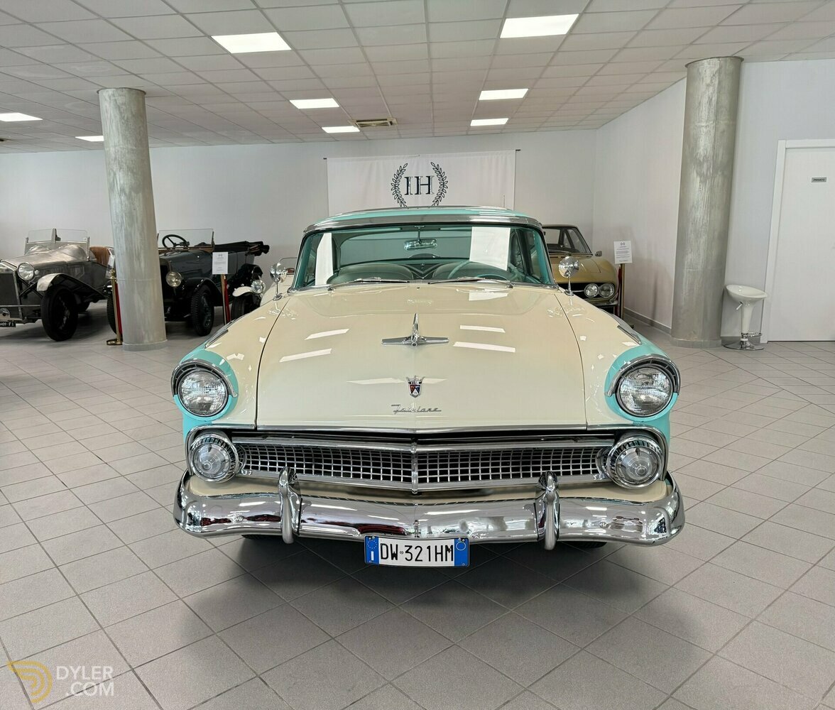 1955 Ford Fairlane Crow Victoria, foto 2