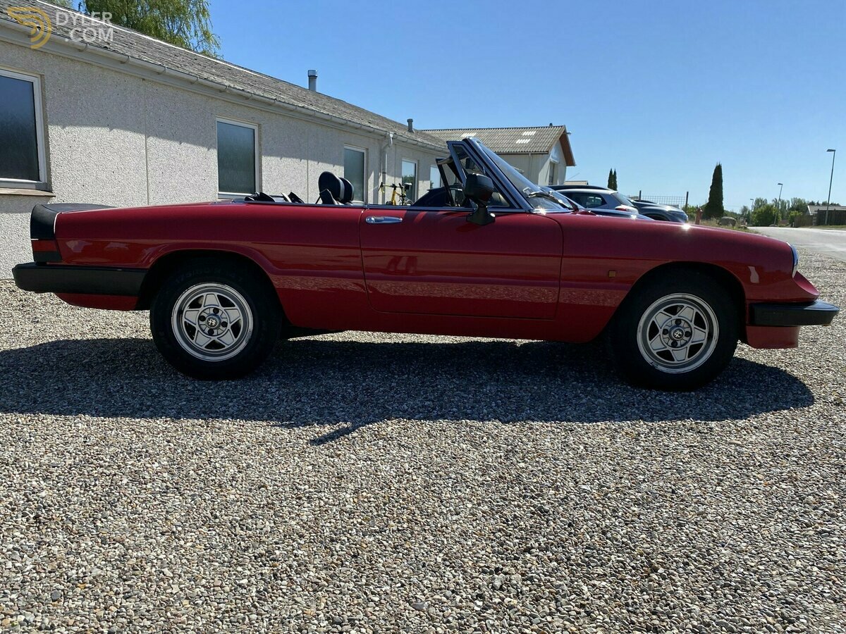 1986 Alfa Romeo Spider, foto 6