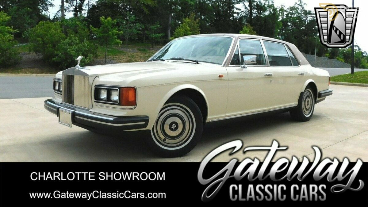 Classic 1986 Rolls-Royce Silver Spur For Sale. Price 29 000 USD 