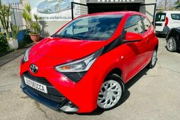 Toyota Aygo 1.0 70CV *FULL OPTIONAL*UNICO PROPRIETARIO* Hatchback 2019 Vermelho