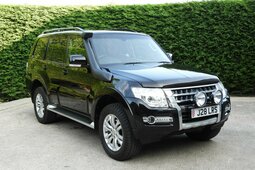 Mitsubishi Shogun 3.2 DID SG3 LWB STATION WAGON 2018 Black