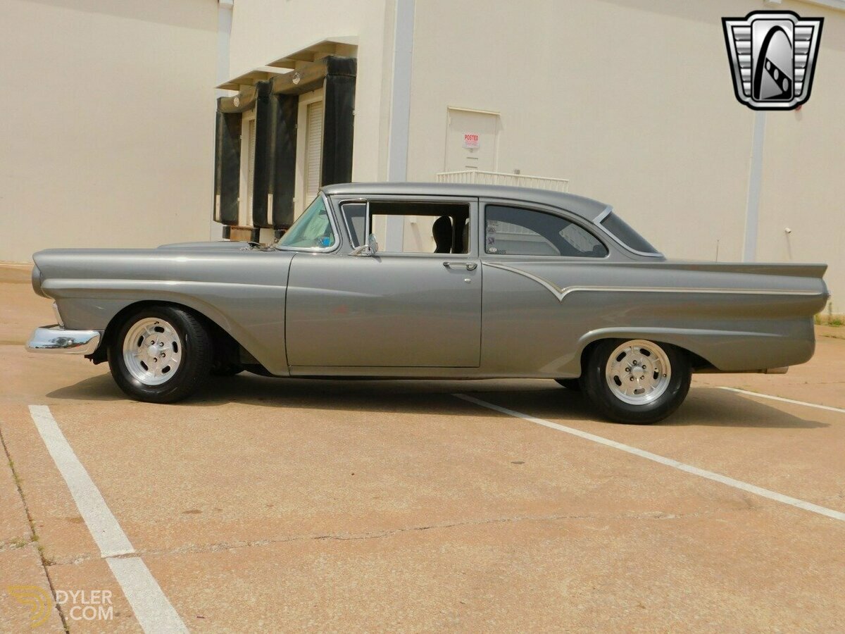 1957 Ford Custom, foto 3