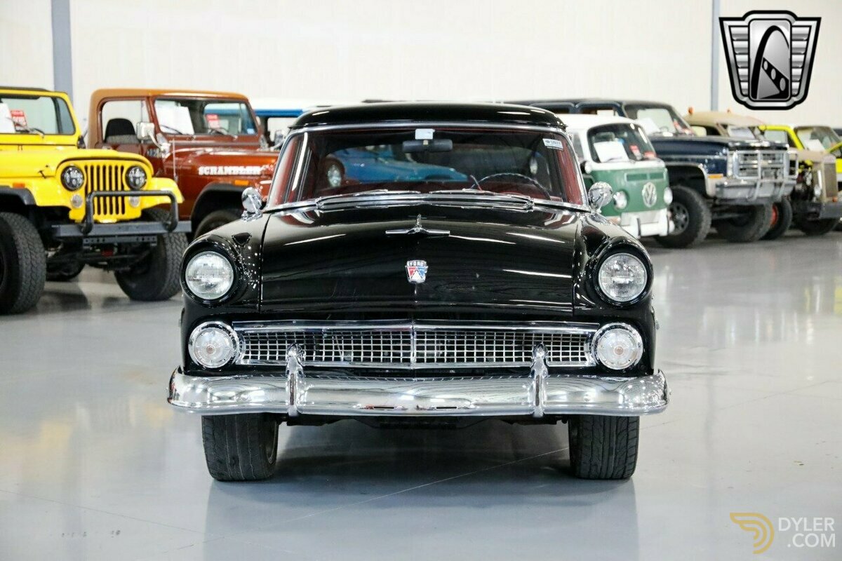 1955 Ford Fairlane, foto 2